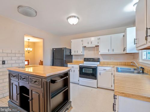289 Stony Hill Rd, Fredericksburg, VA 22406-4128
