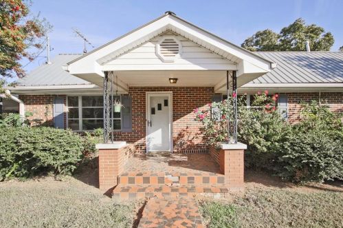 1293 Haithcock Dr, Ball Ground, GA 30107-2639