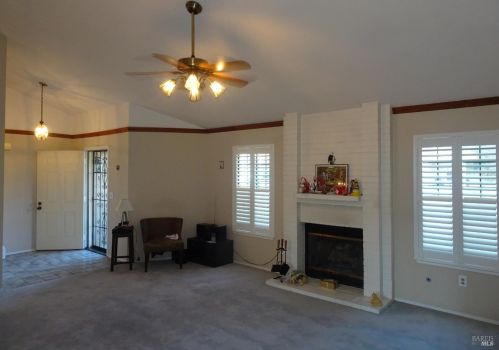 195 Bighorn Ct, Vacaville CA  95687-3438 exterior