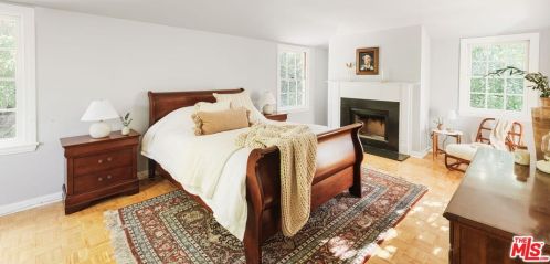 2480 Chevy Chase Dr, Glendale CA  91206-1845 exterior