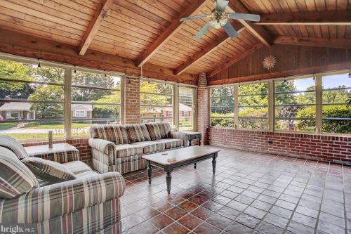 57 Springhouse Rd, Lancaster PA  17603-6619 exterior