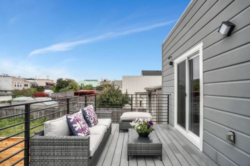 260 Girard St, San Francisco CA 94134-2110 exterior