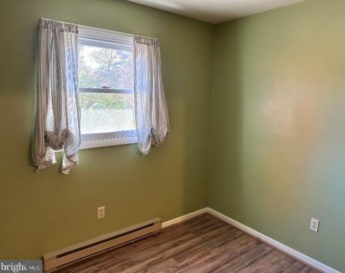 312 Juniper St, Carlisle PA 17013-2524 exterior