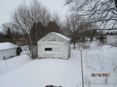 40 Pendleton St, Brewer, ME 04412-2343