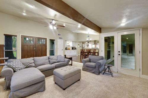 2017 Jennifer Ct, Carrollton TX 75007-3528 exterior