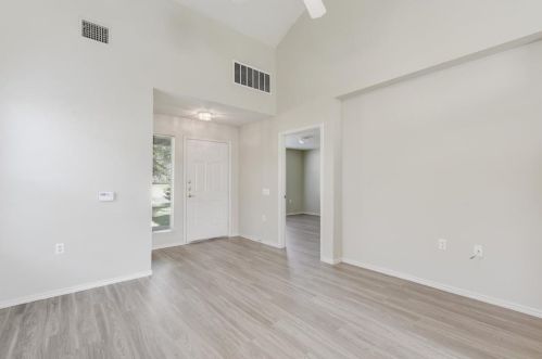 11505 Hungry Horse Dr, Webberville TX  78653-4658 exterior