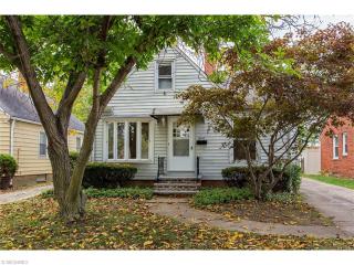 6110 Westminster Dr, Cleveland, OH 44129-4924