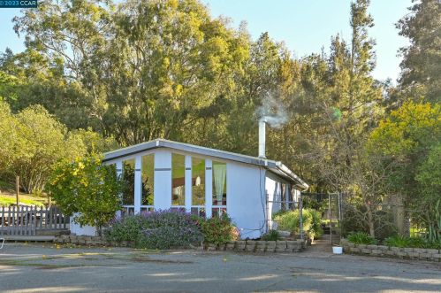 2012 Rancho Del Lago Rd, Pacheco, CA 94553-9658