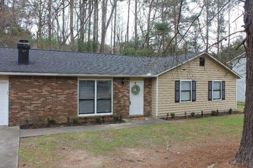 5356 Cedar Rock Dr, Lithonia, GA 30038-2815