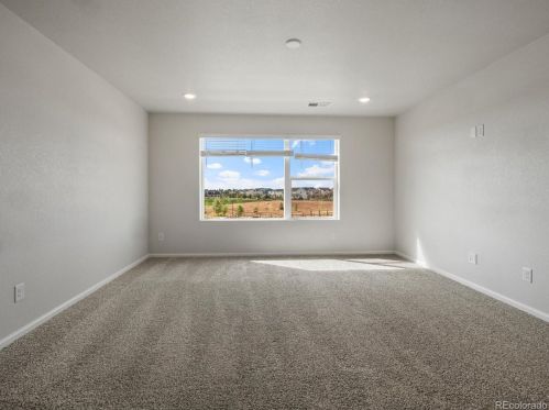 766 Rome St, Aurora CO 80019-3144 exterior