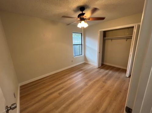 11459 Bristle Oak Trl, Austin TX  78750-1913 exterior