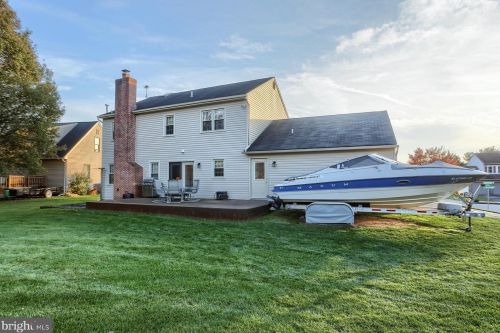 1531 Jefferson Ct, Lancaster PA  17602-1253 exterior