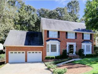 4946 Willow Ln, Marietta, GA 30066-1246