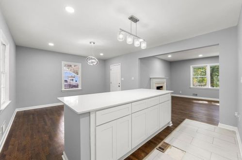 2763 Baker Ridge Dr, Atlanta GA  30318-7258 exterior