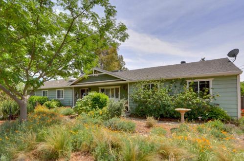 39861 Barry Rd, Davis, CA 95616-9415