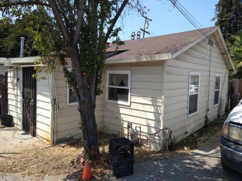 210 Southside Dr, San Jose, CA 95111-3228