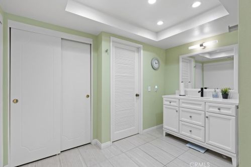 1333 Amberwick Ln, Anaheim CA  92804-5425 exterior