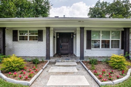 4918 Forest Bend Rd, Dallas, TX 75244-6511
