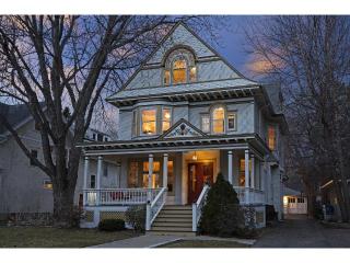 4208 Linden Hills Blvd, Minneapolis MN  55410-1606 exterior