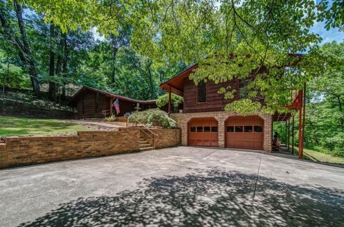 5055 Shore Dr, Conyers GA  30094-4711 exterior
