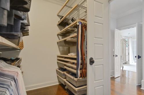 2672 Ellwood Dr, Atlanta GA  30305-3866 exterior