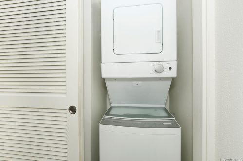 1400 Pensacola St, Honolulu HI  96822-3886 exterior