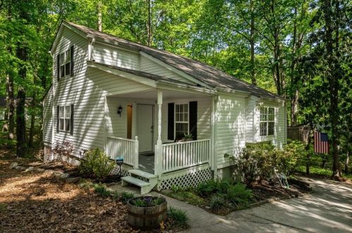 6143 Belle Meade Dr, Villa Rica, GA 30180-3999