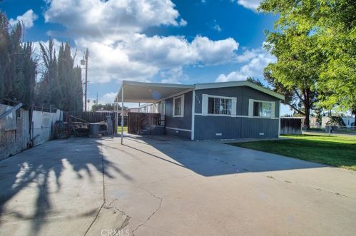 1772 Topaz Dr, Perris, CA 92571-3456
