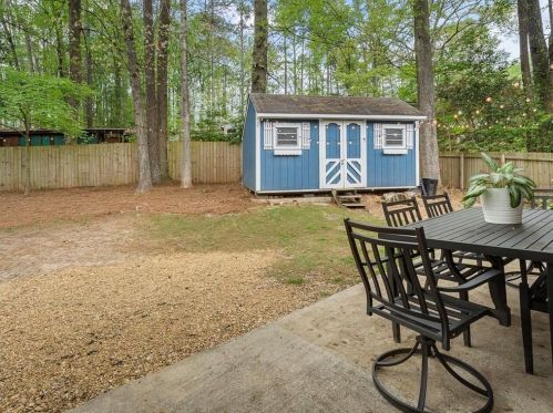 2140 Medfield Trl, Atlanta GA  30345-3010 exterior