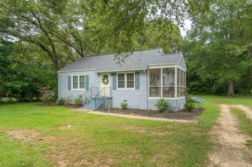 310 Glen Iris Dr, Monroe, GA 30655-2306