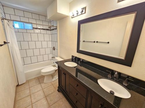 3337 Clarksburg Dr, Austin TX  78745-5809 exterior