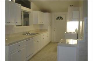3972 Manchester Pl, Riverside, CA 92503-4026