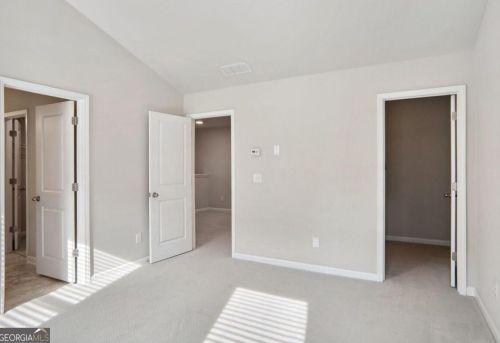 7021 Kingswood Run Dr, Atlanta GA  30340-1865 exterior