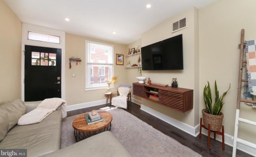 341 Gerritt St, Philadelphia PA  19147-5905 exterior