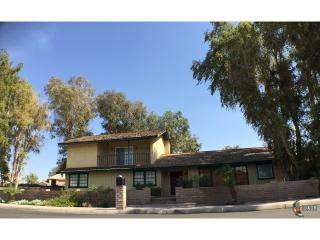 285 Riverwood Dr, Brawley, CA 92227-1447