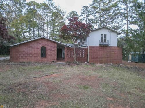 732 Azalea Dr, Lagrange, GA 30240-1645