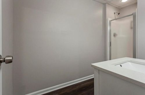 810 Mabry Rd, Atlanta GA  30328-2662 exterior
