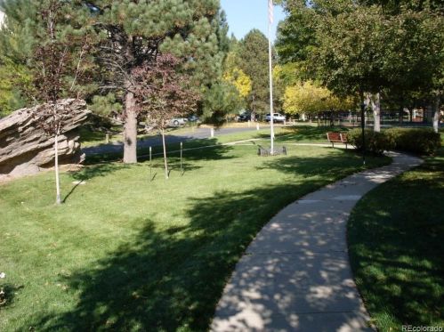 13800 Marina Dr, Denver CO 80014-5500 exterior