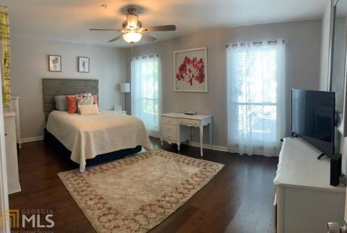 1702 Cumberland Ct, Smyrna GA  30080-8660 exterior