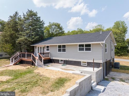 201 Pointfield Dr, Harpers Ferry WV 25425-5173 exterior