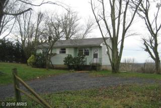 5866 Keyser Rd, Hume, VA 22639-1902