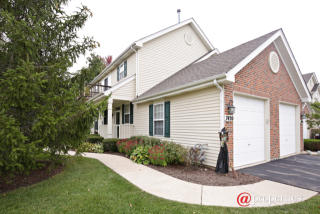 7420 Grandview Ct, Carpentersville, IL 60110-3403