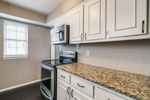 4209 Tynes Dr, Garland TX 75042-4637 exterior