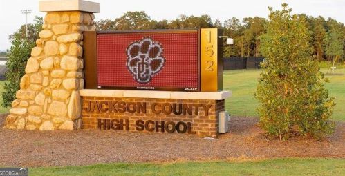 4331 Links Blvd, Jefferson GA  30549-8825 exterior