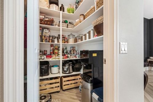 19445 Mi Casa Ct, Riverside CA  92508-6827 exterior