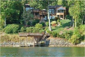 55 Eastpoint Way, Scruggs, VA 24121-5221