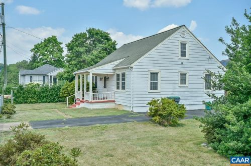 1335 Chesapeake St, Charlottesville, VA 22902-5429