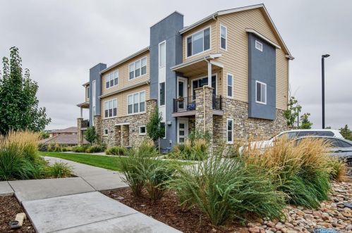 6749 Tempe Ct, Aurora CO  80016-2778 exterior