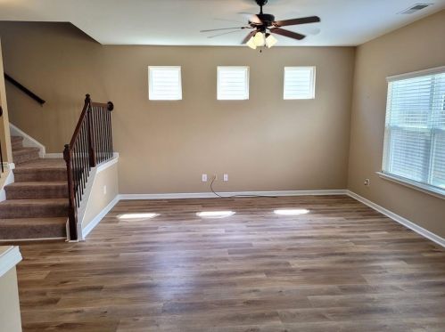 523 Gardenview Rd, Holly Springs, GA 30114-8281
