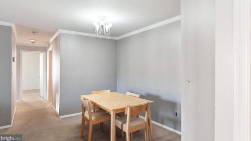 363 Silvia St, Trenton NJ 08628-3237 exterior